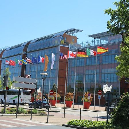 Lyon Cite Internationaleアパートメント エクステリア 写真